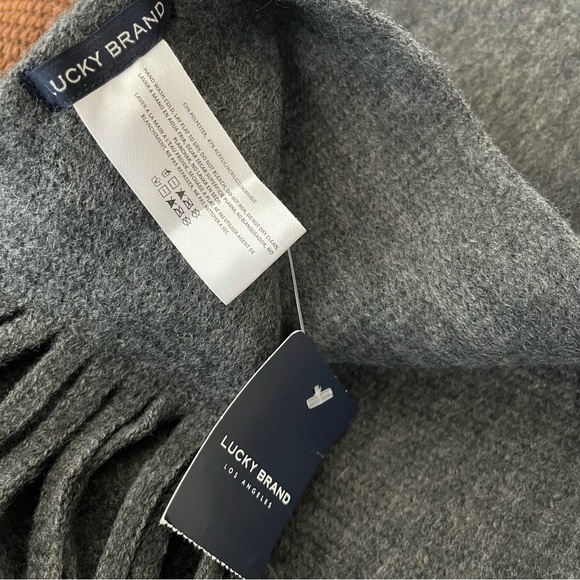 Lucky Brand Scarf Solid Dark Grey Brushed Fringe 14" x 88" Warm Cozy Minimalist - Picture 5 of 7